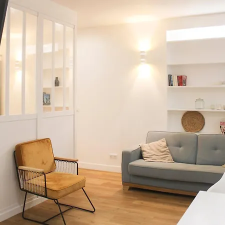 Charming In The Heart Of The 18th Apartment